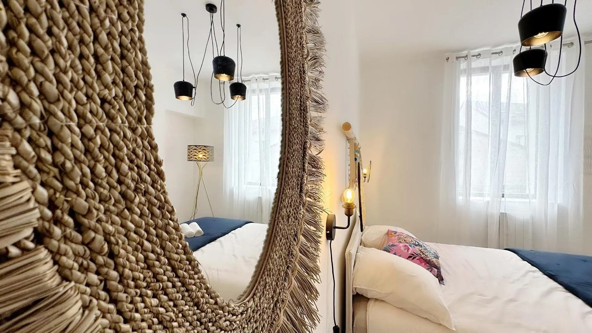 Suite Pompeillant Lyon Apartment