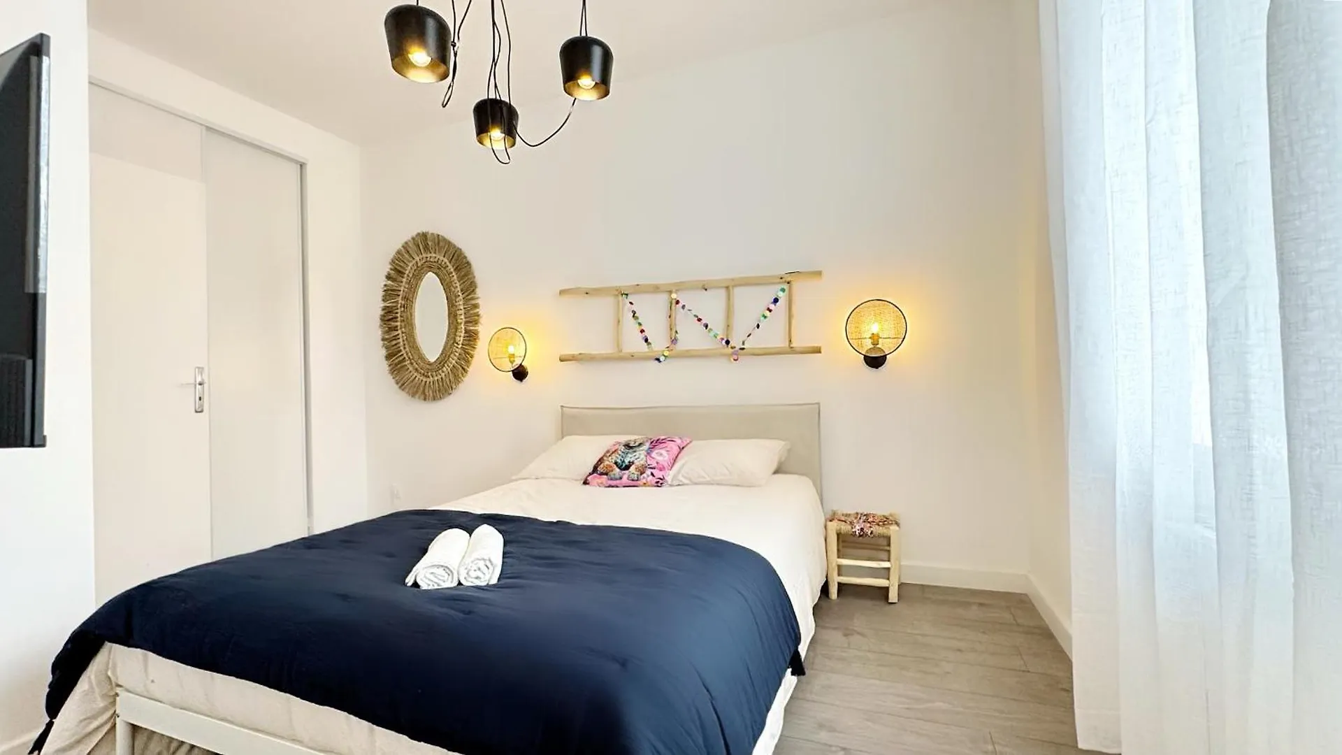 Apartment Suite Pompeillant Lyon France